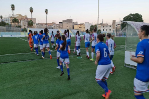 Meiste Tore in der Nation erzielt: Unbesiegbare Frauenfußballerin aus der Region