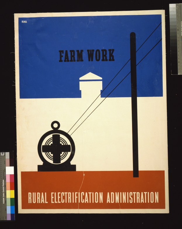 Ein Plakat mit fetter, schwarzer Schrift, die 'Farm Work Rural Electricity Administration' auf einem weißen Hintergrund liest, von einem dünnen schwarzen Rand eingerahmt, mit einer Grafik eines Bauernhofs mit einem Traktor und einem Stall.