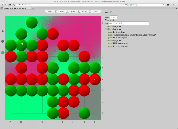 Ein Computerbildschirm mit einem Go-Spiel in rot und grünen Kreisen auf einem Gitter.