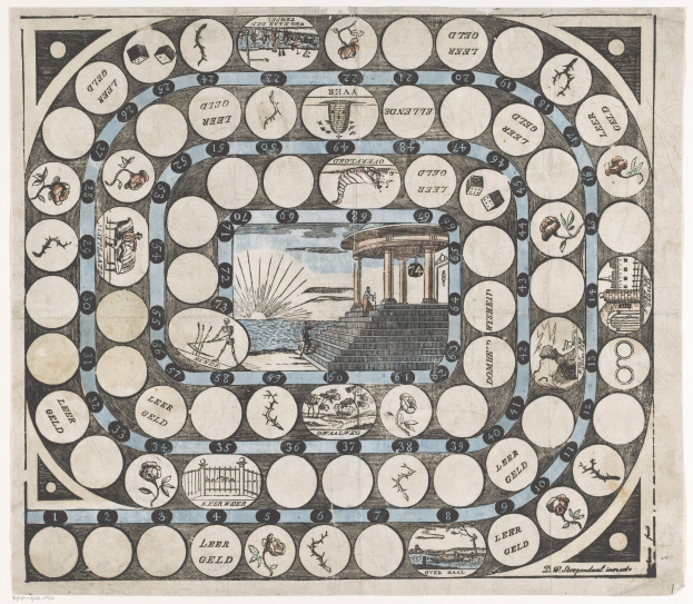 Ein Brettspiel, das *Siedler von Catan* ähnelt, mit nummerierten und illustrierten Feldern, die ein zentrales Bild eines Menschen vor einem Gebäude umgeben von Bäumen, Wasser und Himmel zeigen.